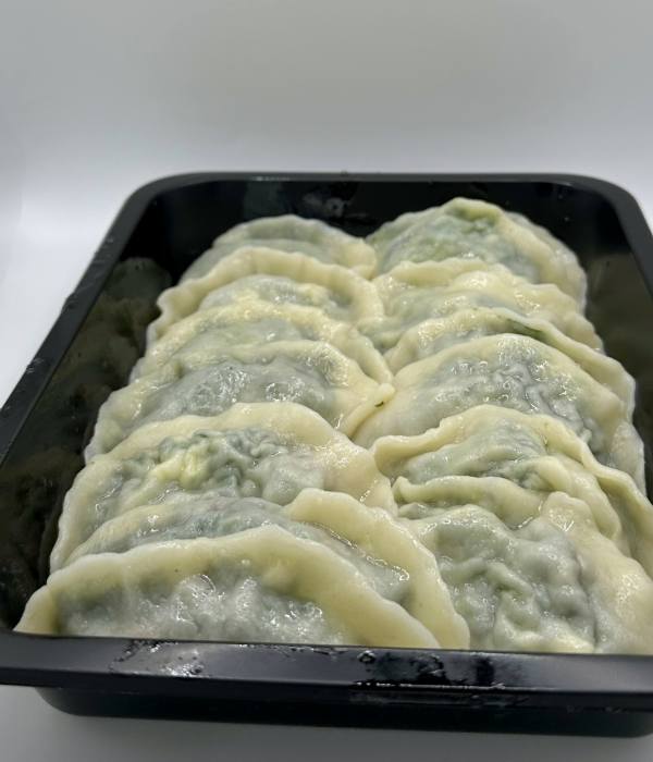 Pierogi ze szpinakiem, fetą i suszonymi pomidorami